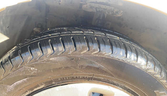 2018 Maruti Ertiga VXI AT, Petrol, Automatic, 58,080 km, Left Front Tyre Tread