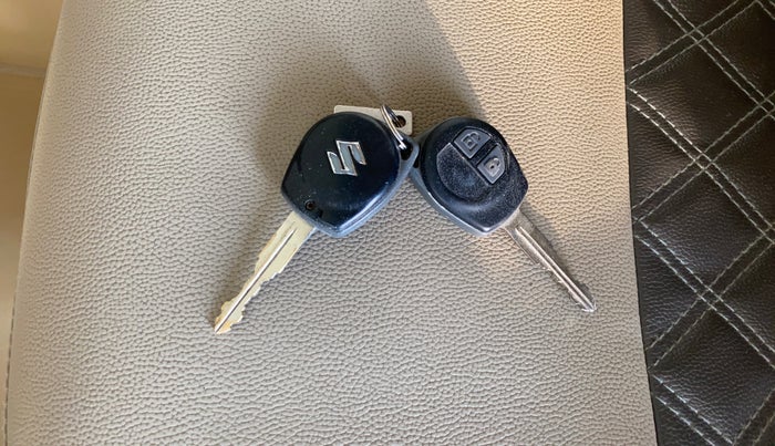 2018 Maruti Ertiga VXI AT, Petrol, Automatic, 58,080 km, Key Close Up