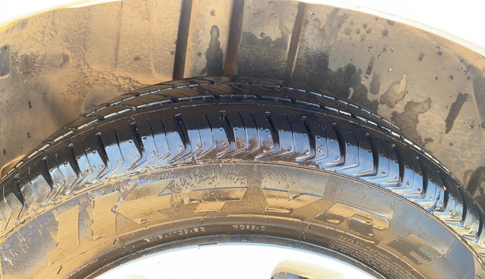 2018 Maruti Ertiga VXI AT, Petrol, Automatic, 58,080 km, Right Rear Tyre Tread