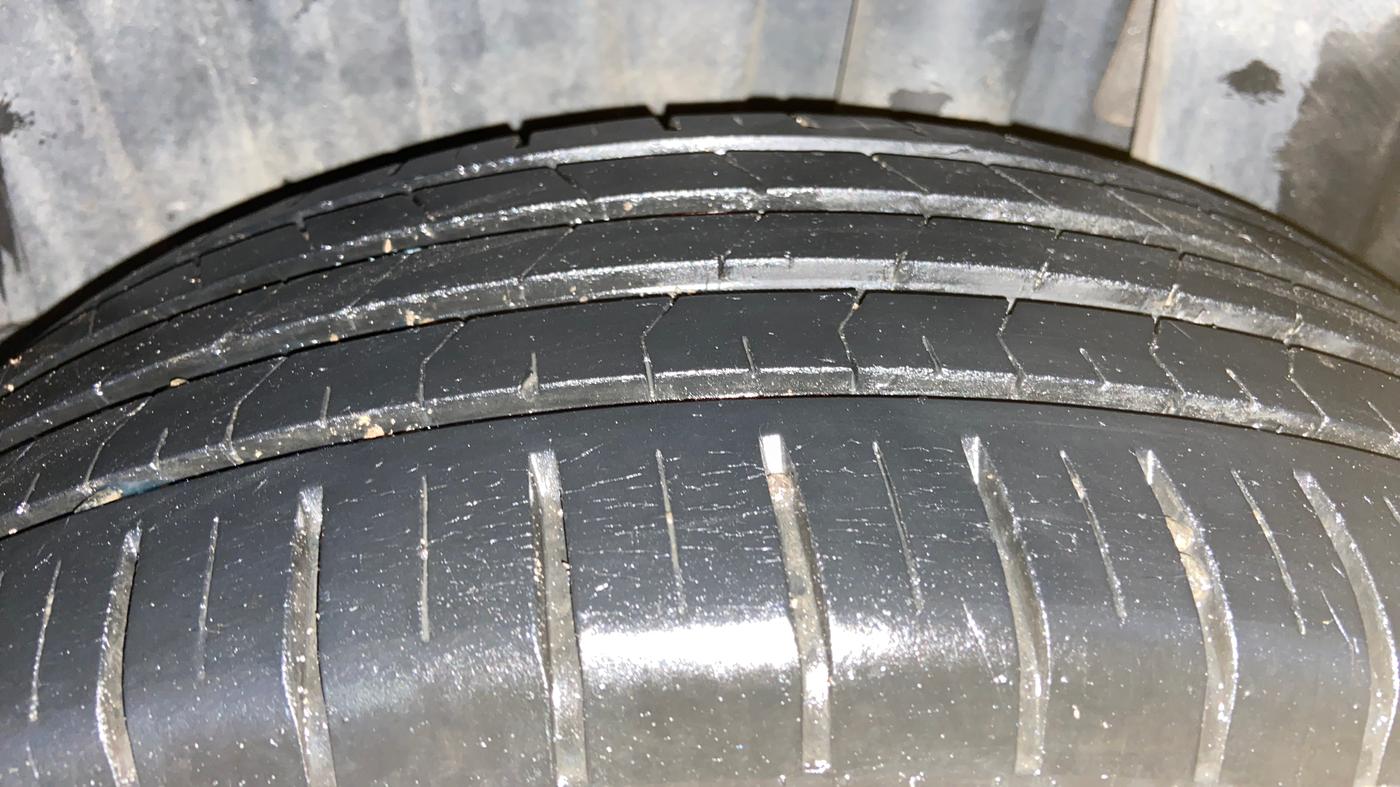 2023 Maruti Baleno ZETA PETROL 1.2, Petrol, Manual, 26,701 km, Left Rear Tyre Tread