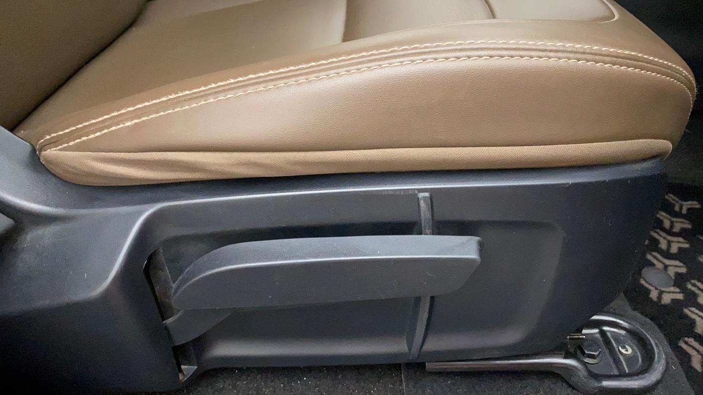 2019 Tata Harrier XZ 2.0L Kryotec, Diesel, Manual, 35,759 km, Driver Side Adjustment Panel