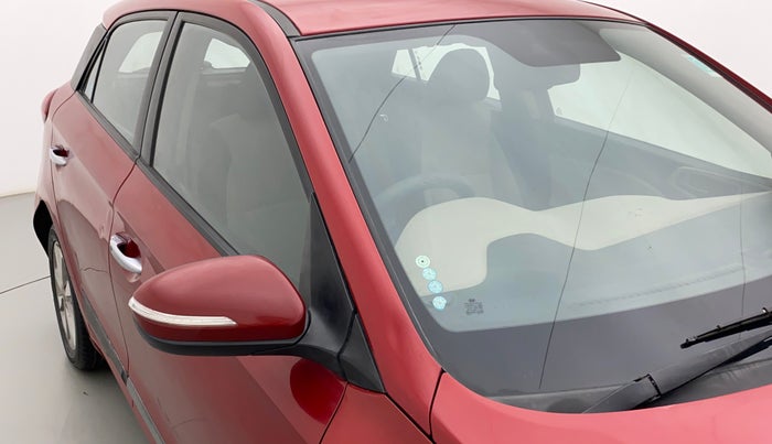 2014 Hyundai Elite i20 ASTA 1.2, CNG, Manual, 1,07,819 km, Right A pillar - Slightly dented