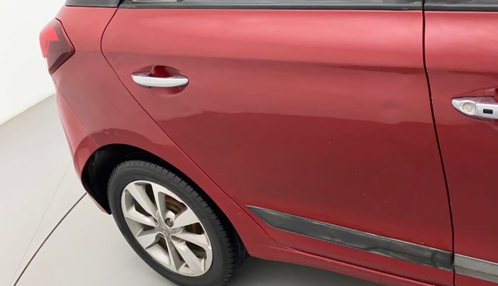 2014 Hyundai Elite i20 ASTA 1.2, CNG, Manual, 1,07,819 km, Right rear door - Slightly dented