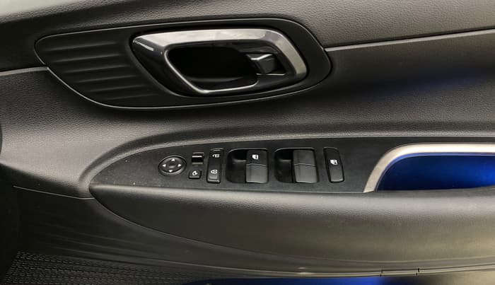 2021 Hyundai NEW I20 Asta 1.0 GDI Turbo IMT, Petrol, Manual, 12,694 km, Driver Side Door Panels Control