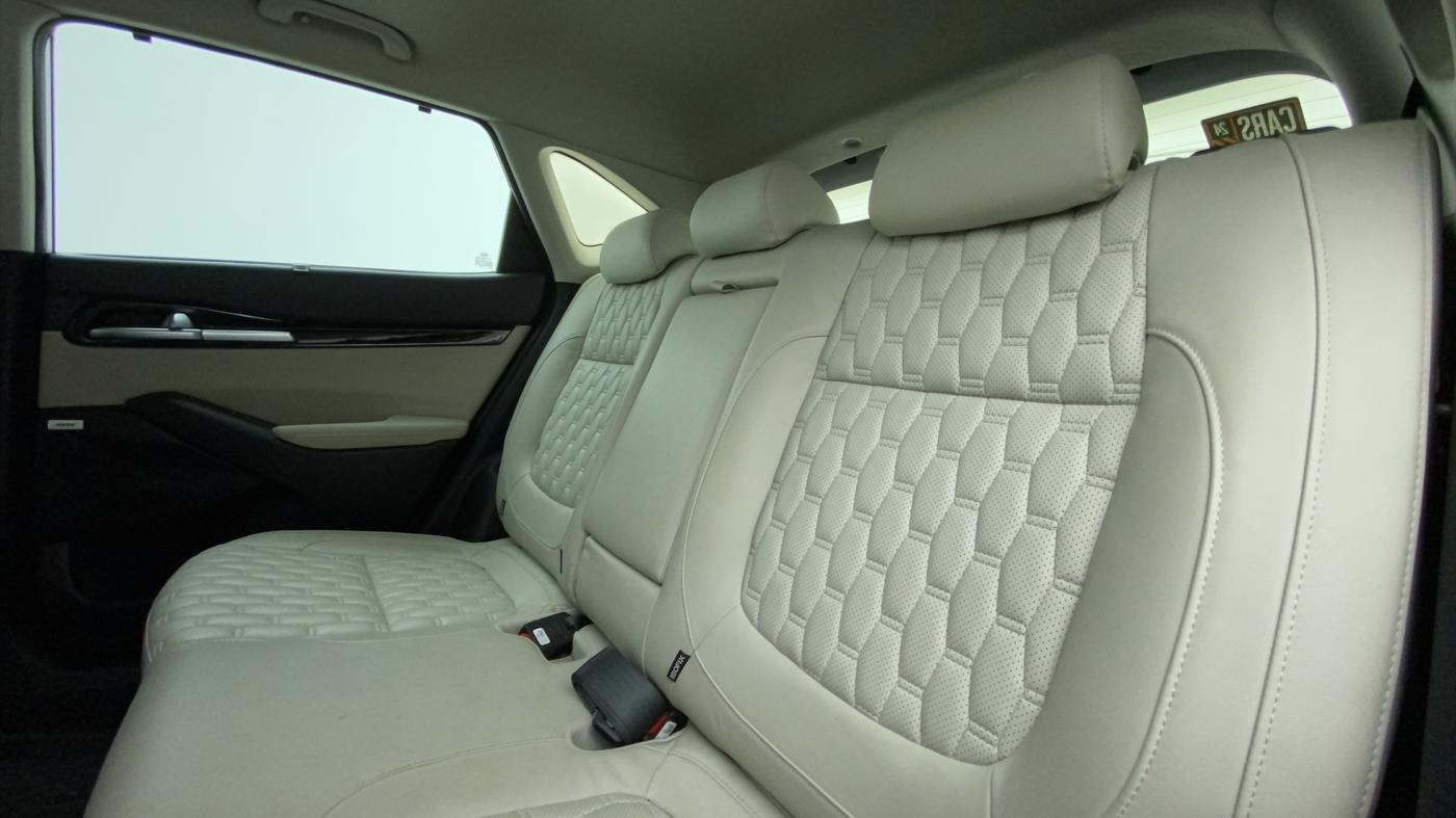 2020 KIA SELTOS HTX PLUS AT1.5 DIESEL, Diesel, Automatic, 32,089 km, Right Side Rear Door Cabin