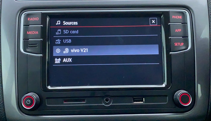 2020 Volkswagen Polo HIGHLINE PLUS 1.0 TSI, Petrol, Manual, 9,038 km, Infotainment System