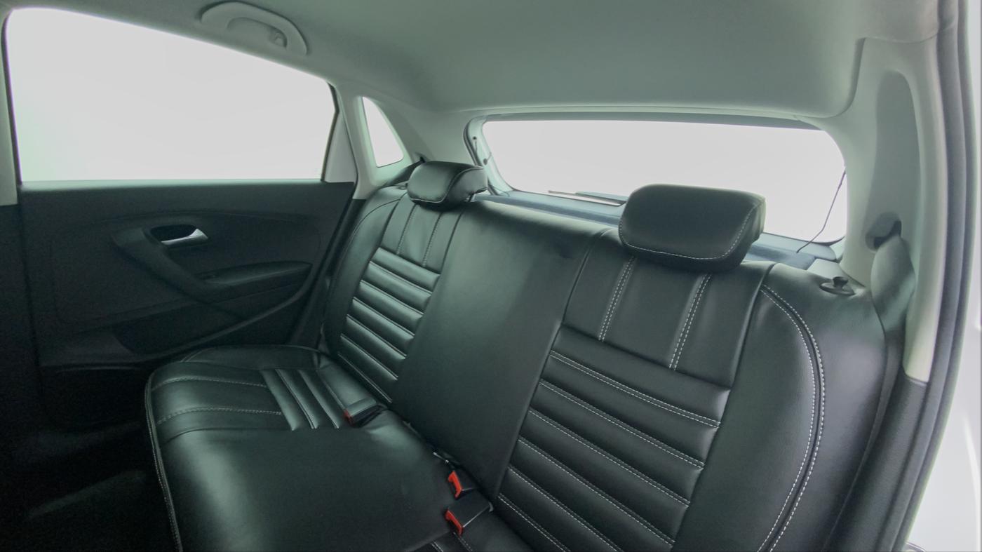 2020 Volkswagen Polo HIGHLINE PLUS 1.0 TSI, Petrol, Manual, 9,038 km, Right Side Door Cabin View
