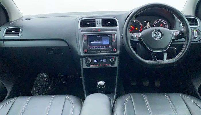2020 Volkswagen Polo HIGHLINE PLUS 1.0 TSI, Petrol, Manual, 9,038 km, Dashboard View