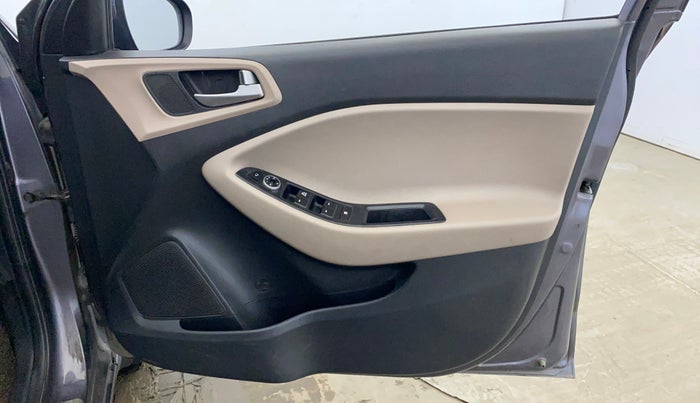 2019 Hyundai Elite i20 SPORTZ PLUS 1.2, Petrol, Manual, 47,256 km, Driver Side Door Panels Control