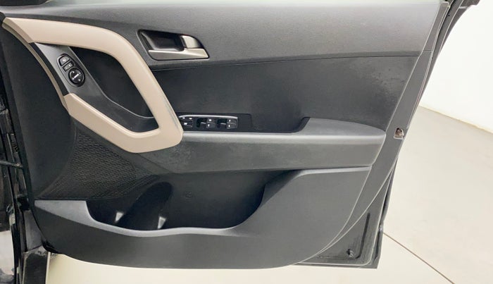 2017 Hyundai Creta SX PLUS AT 1.6 PETROL, Petrol, Automatic, 71,174 km, Driver Side Door Panels Control