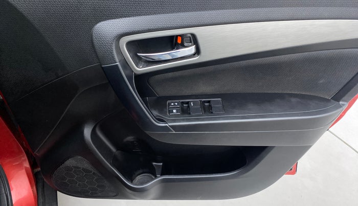 2018 Maruti Vitara Brezza ZDI PLUS, Diesel, Manual, 44,890 km, Driver Side Door Panels Control