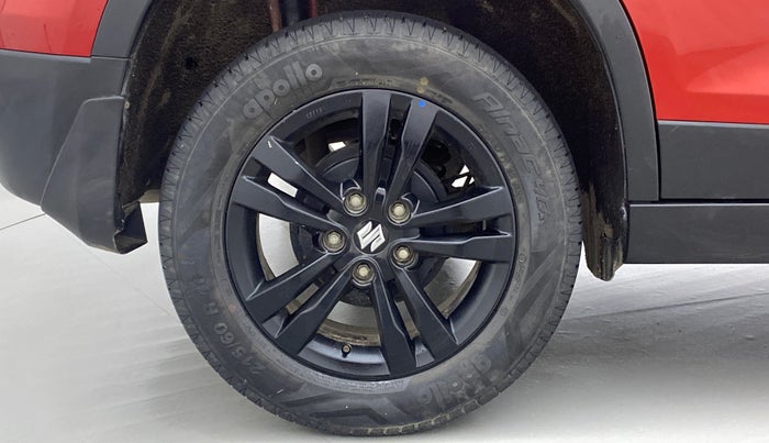 2018 Maruti Vitara Brezza ZDI PLUS, Diesel, Manual, 44,890 km, Right Rear Wheel