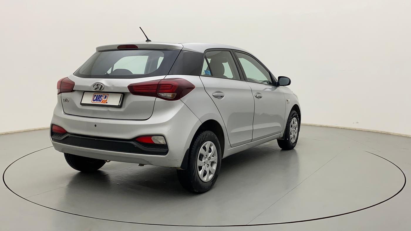 2018 Hyundai Elite i20 MAGNA EXECUTIVE CVT, Petrol, Automatic, 65,118 km, Right Back Diagonal
