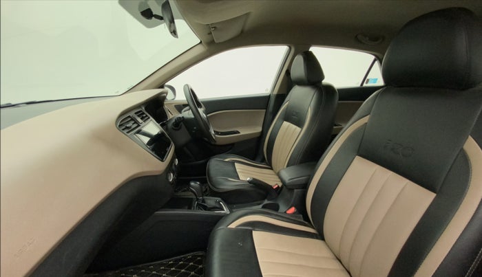 2018 Hyundai Elite i20 MAGNA EXECUTIVE CVT, Petrol, Automatic, 65,118 km, Right Side Front Door Cabin