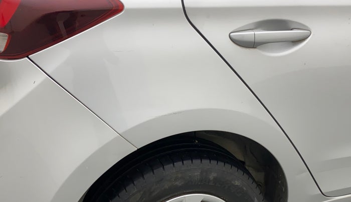 2018 Hyundai Elite i20 MAGNA EXECUTIVE CVT, Petrol, Automatic, 65,118 km, Right quarter panel - Slightly dented