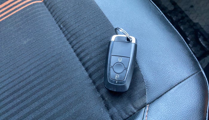 2019 Ford Ecosport TITANIUM 1.5L SPORTS(SUNROOF) DIESEL, Diesel, Manual, 61,452 km, Key Close Up