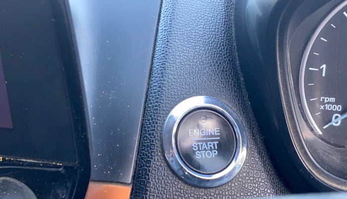 2019 Ford Ecosport TITANIUM 1.5L SPORTS(SUNROOF) DIESEL, Diesel, Manual, 61,452 km, Keyless Start/ Stop Button