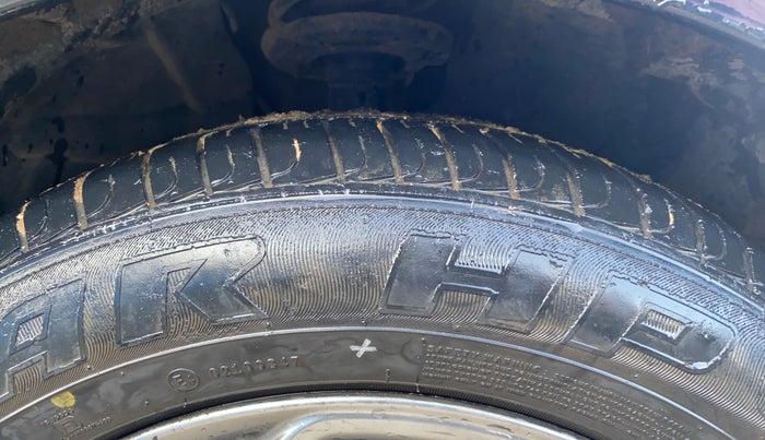 2019 Ford Ecosport TITANIUM 1.5L SPORTS(SUNROOF) DIESEL, Diesel, Manual, 61,452 km, Right Front Tyre Tread