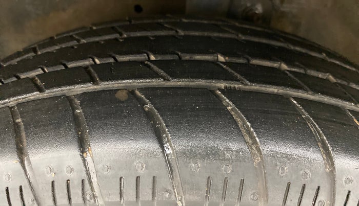 2020 Maruti Celerio VXI (O), Petrol, Manual, 39,299 km, Left Front Tyre Tread