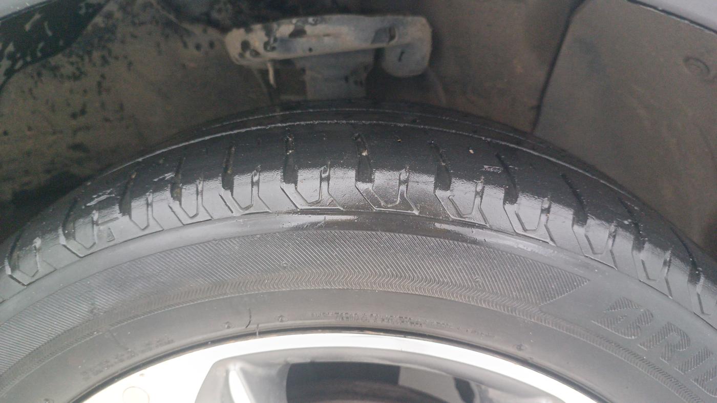 2017 Hyundai Verna 1.6 VTVT SX, Petrol, Manual, 62,049 km, Right Front Tyre Tread