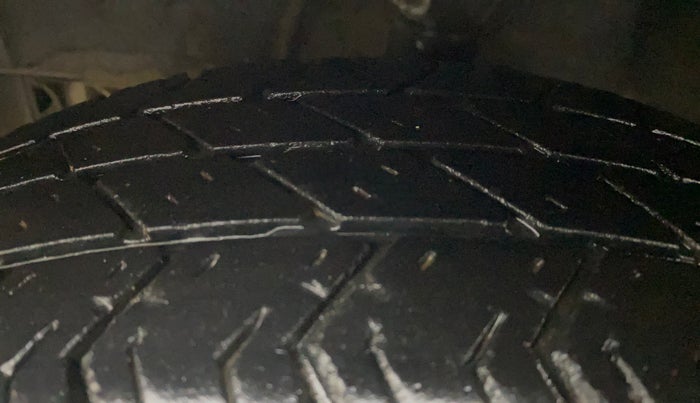 2012 Hyundai i10 SPORTZ 1.2 AT, Petrol, Automatic, 39,335 km, Left Front Tyre Tread