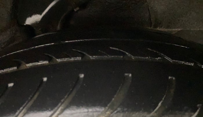 2012 Hyundai i10 SPORTZ 1.2 AT, Petrol, Automatic, 39,335 km, Left Rear Tyre Tread