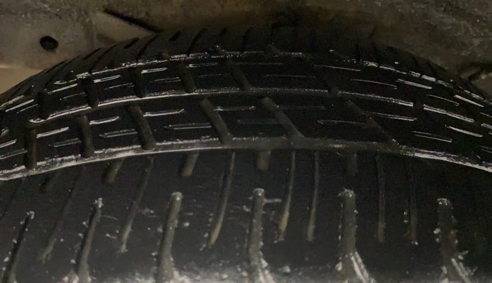 2012 Hyundai i10 SPORTZ 1.2 AT, Petrol, Automatic, 39,335 km, Right Rear Tyre Tread