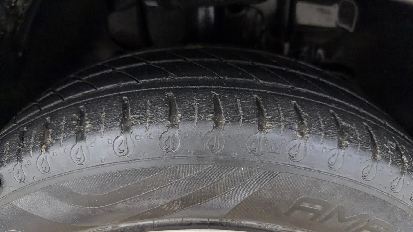 2024 Tata TIGOR XZA Plus iCNG , CNG, Automatic, 65,368 km, Right Front Tyre Tread