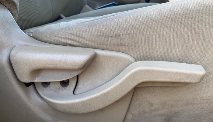 2015 Honda Brio S MT, CNG, Manual, 1,32,809 km, Driver Side Adjustment Panel