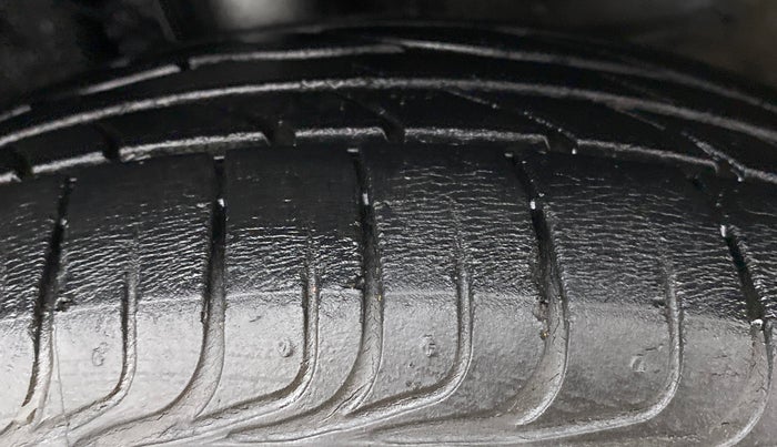 2018 Toyota YARIS J CVT, Petrol, Automatic, 26,940 km, Right Front Tyre Tread