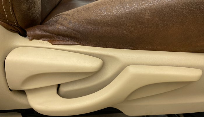 2018 Toyota YARIS J CVT, Petrol, Automatic, 26,940 km, Driver Side Adjustment Panel