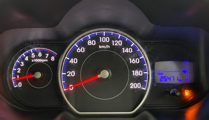 2016 Hyundai i10 SPORTZ 1.1 IRDE2, Petrol, Manual, 25,752 km, Odometer Image