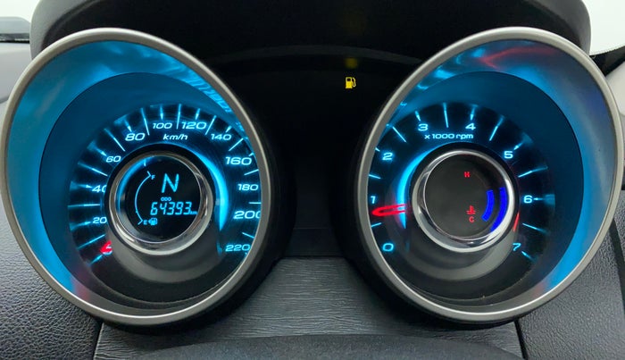 2019 Mahindra XUV500 W11, Diesel, Manual, 64,672 km, Odometer Image