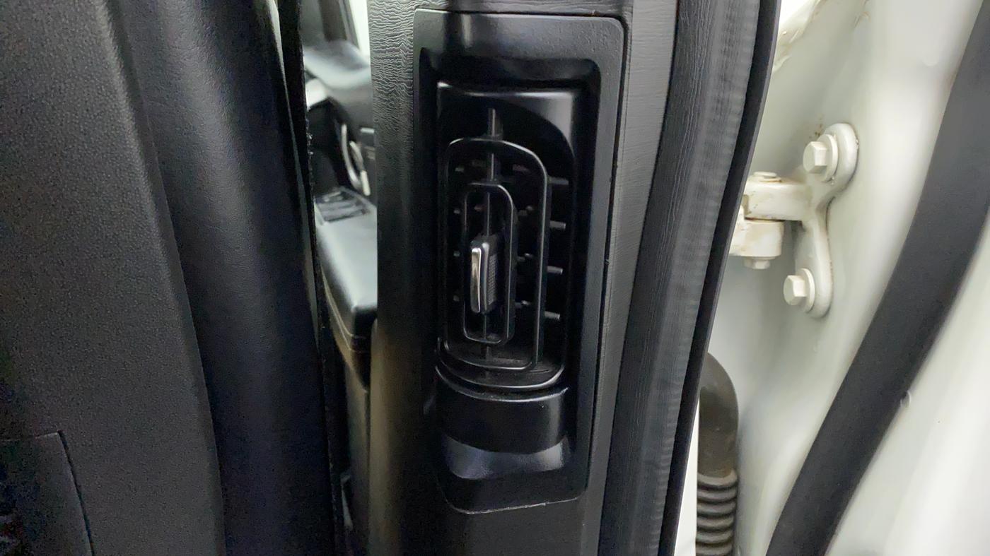 2019 Mahindra XUV500 W11, Diesel, Manual, 64,672 km, Rear AC Vents