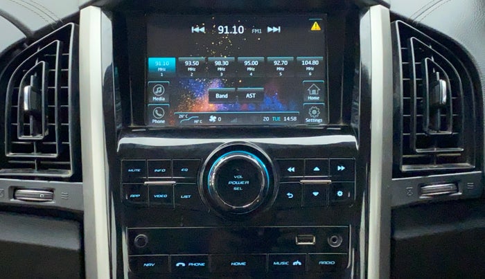 2019 Mahindra XUV500 W11, Diesel, Manual, 64,672 km, Infotainment System