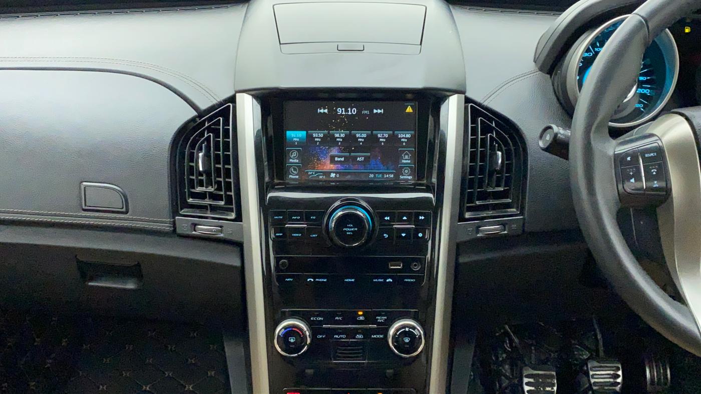 2019 Mahindra XUV500 W11, Diesel, Manual, 64,672 km, Air Conditioner