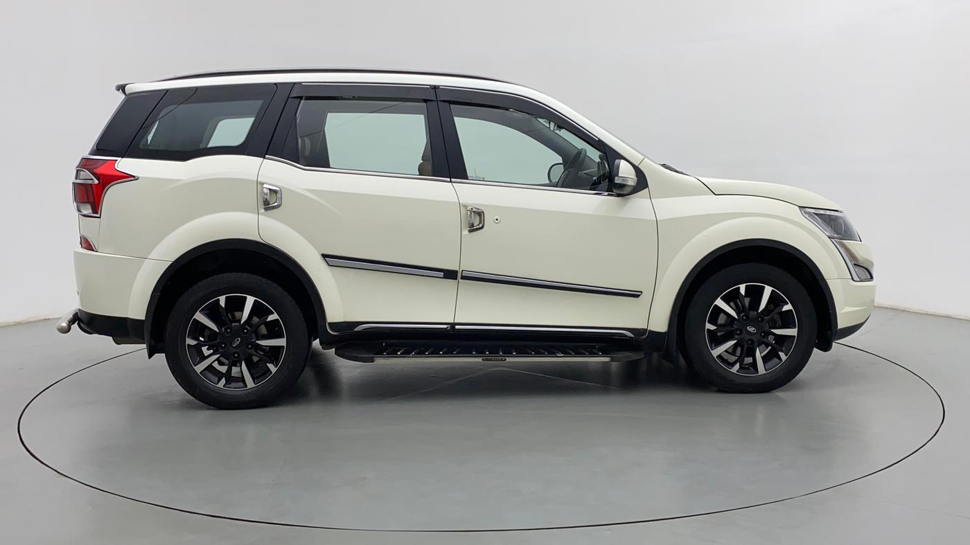 2019 Mahindra XUV500 W11, Diesel, Manual, 64,672 km, Right Side