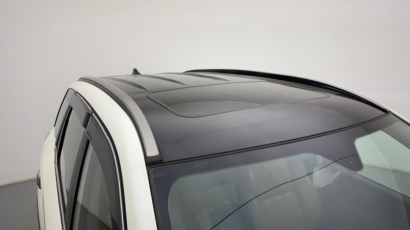 2019 Mahindra XUV500 W11, Diesel, Manual, 64,672 km, Roof