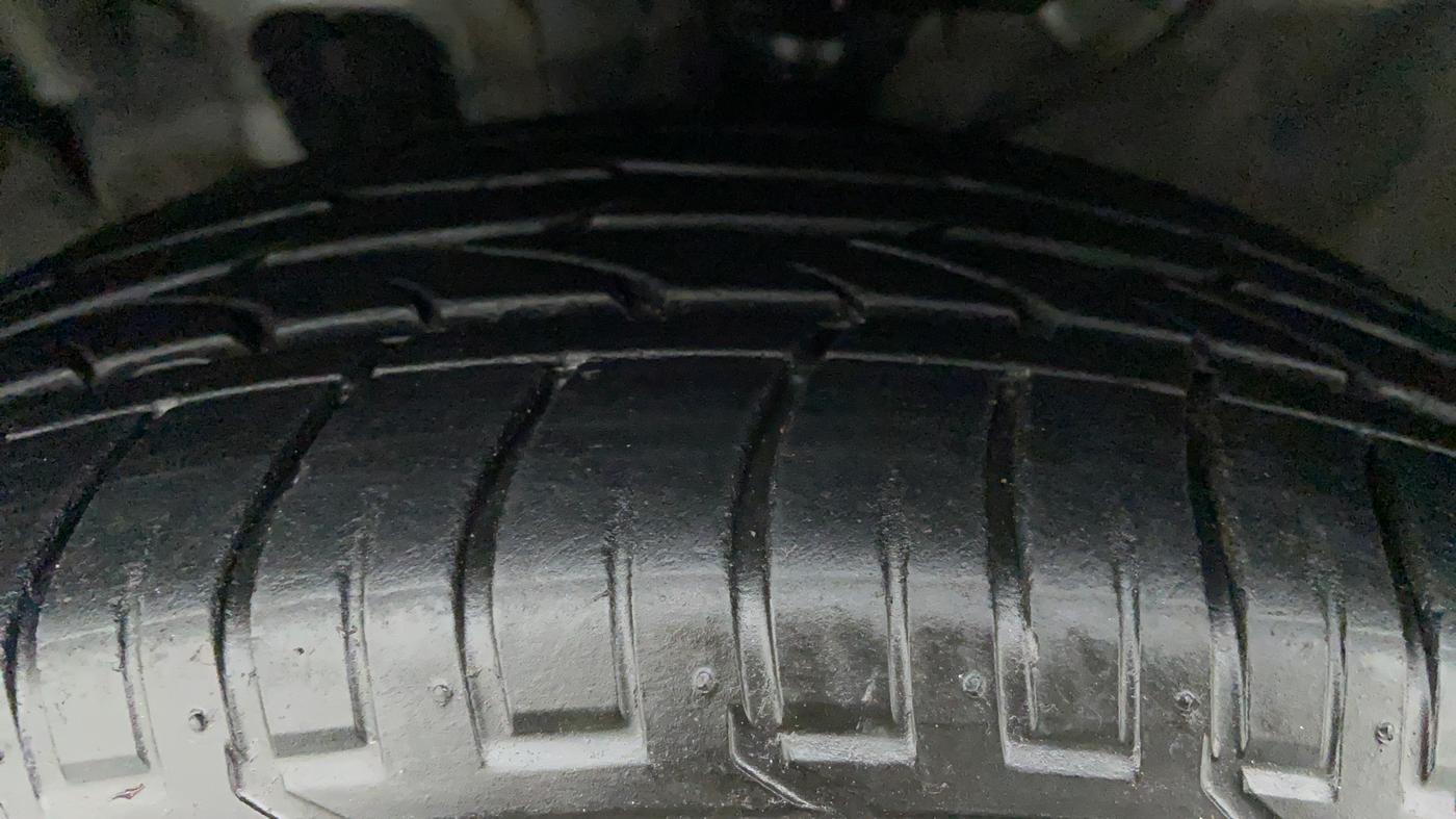 2019 Hyundai Creta 1.6 VTVT SX AUTO, Petrol, Automatic, 15,086 km, Left Front Tyre Tread