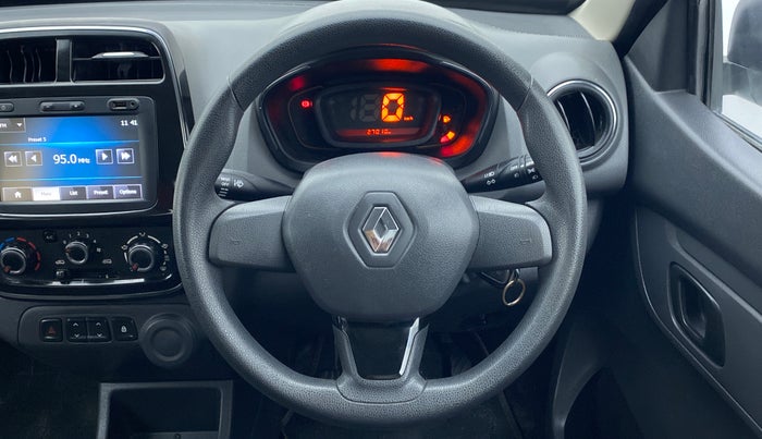 2016 Renault Kwid RXT, Petrol, Manual, 27,010 km, Steering Wheel Close Up