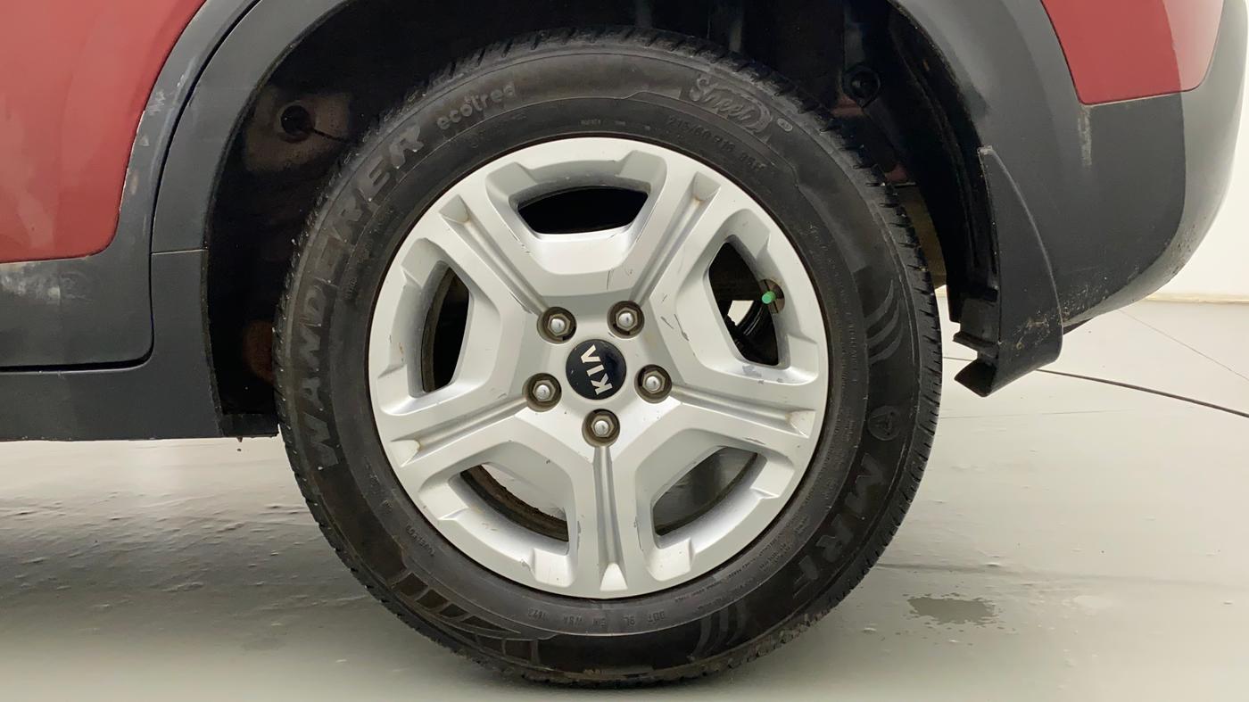 2021 KIA SONET HTK PLUS 1.5 AT, Diesel, Automatic, 85,480 km, Left Rear Wheel