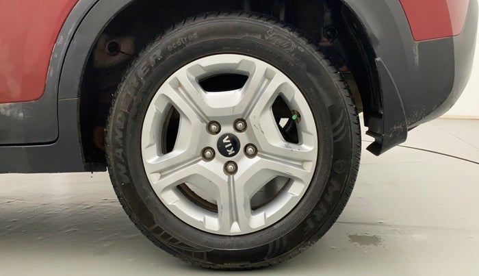 2021 KIA SONET HTK PLUS 1.5 AT, Diesel, Automatic, 85,480 km, Left Rear Wheel