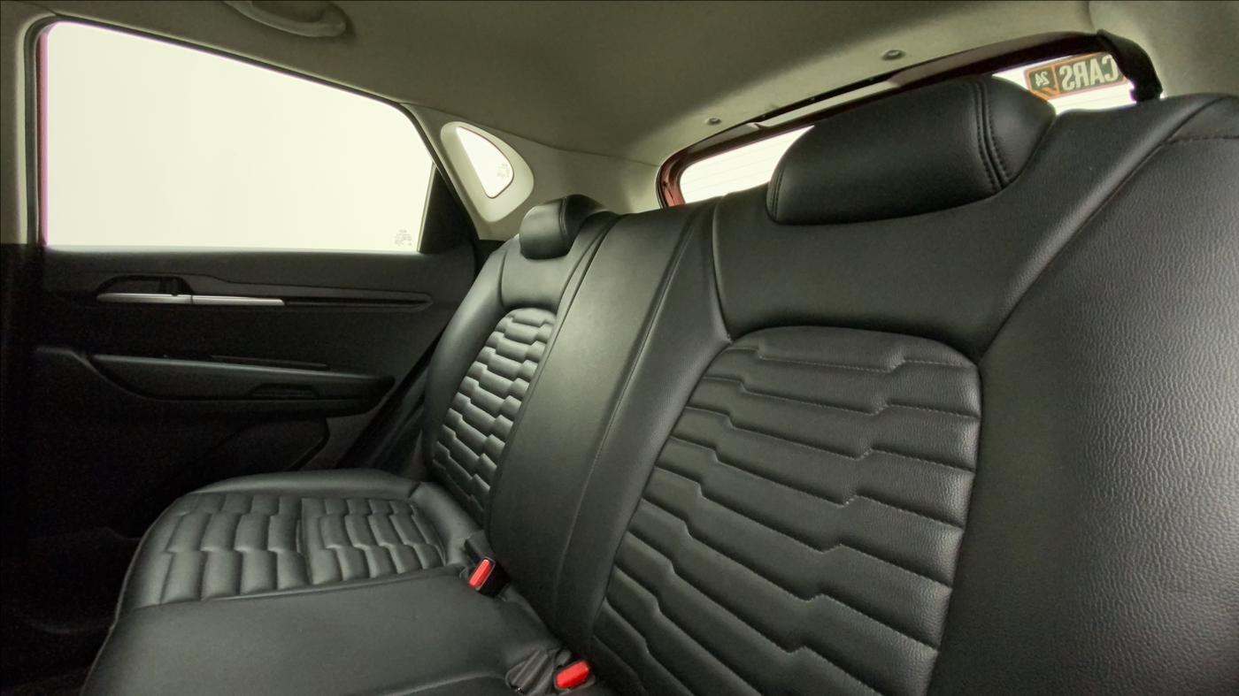 2021 KIA SONET HTK PLUS 1.5 AT, Diesel, Automatic, 85,480 km, Right Side Rear Door Cabin