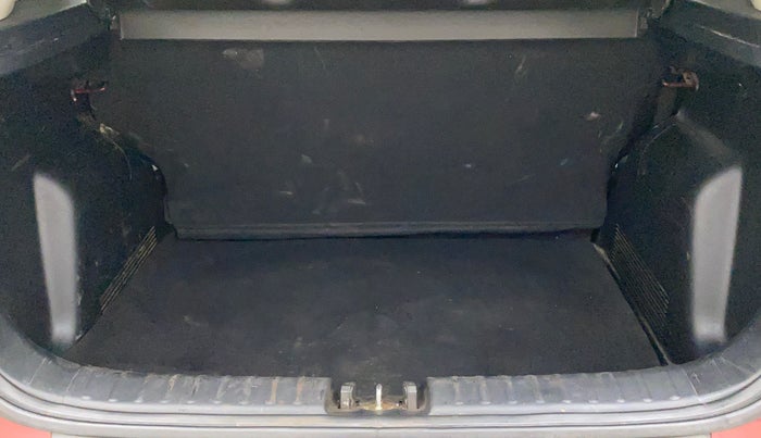 2021 KIA SONET HTK PLUS 1.5 AT, Diesel, Automatic, 85,480 km, Boot Inside