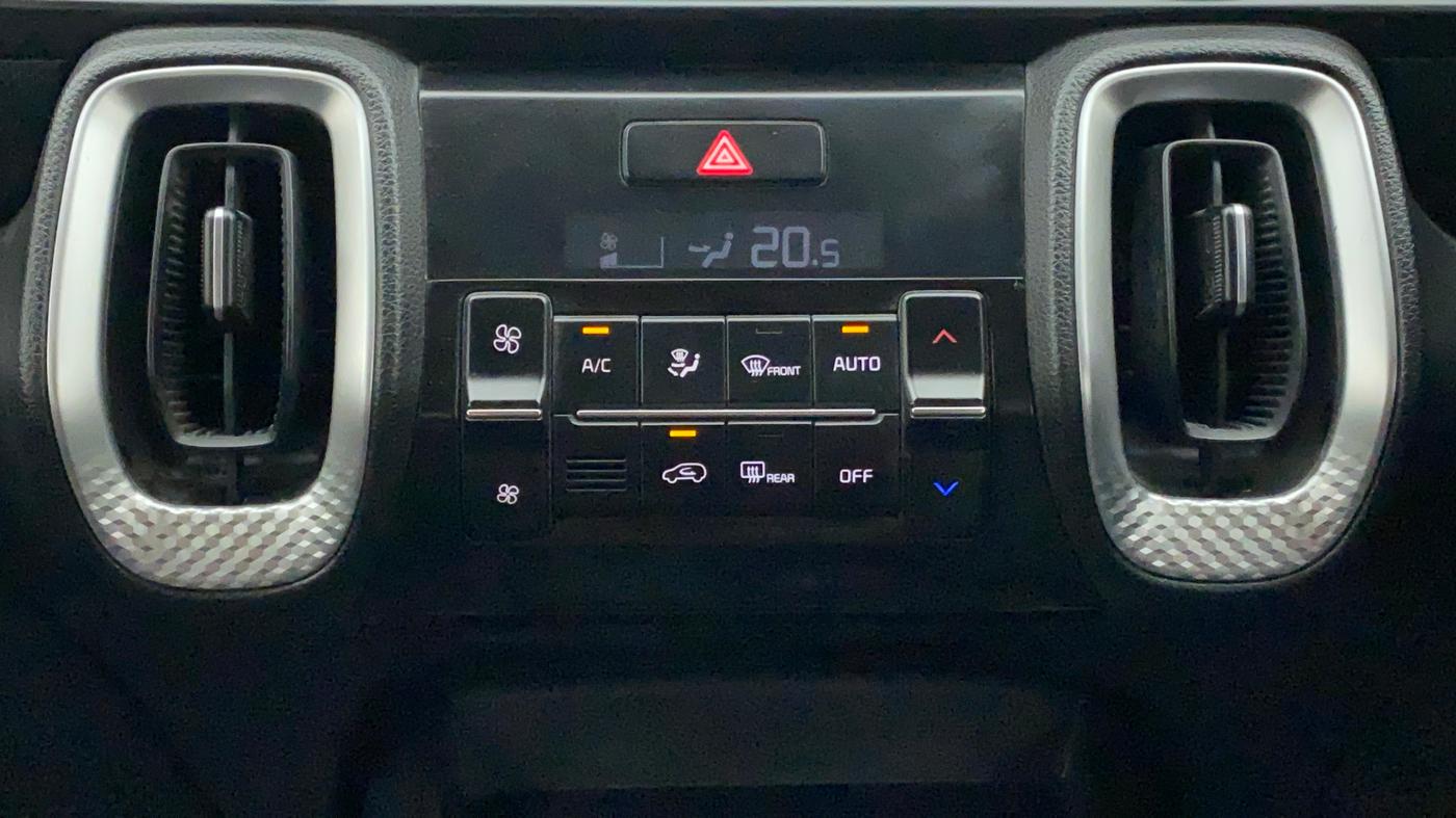 2021 KIA SONET HTK PLUS 1.5 AT, Diesel, Automatic, 85,480 km, Automatic Climate Control