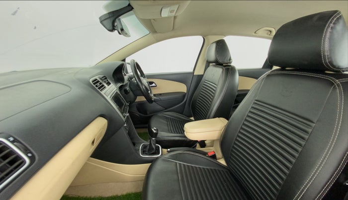 2017 Volkswagen Ameo HIGHLINE 1.2, Petrol, Manual, 41,726 km, Right Side Front Door Cabin