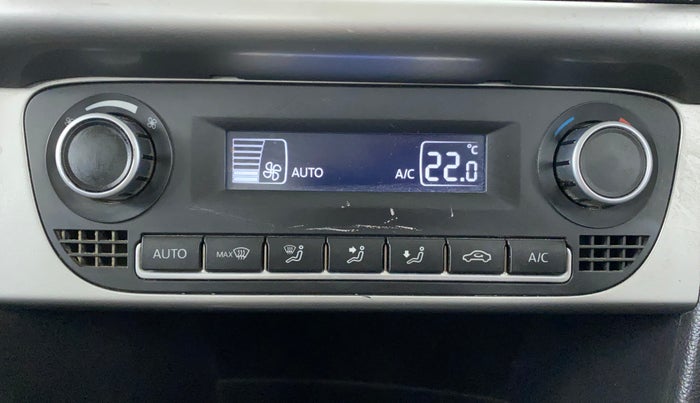 2017 Volkswagen Ameo HIGHLINE 1.2, Petrol, Manual, 41,726 km, Automatic Climate Control