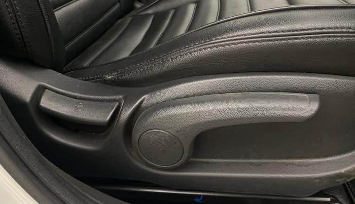 2018 Hyundai Elite i20 ASTA 1.2  CVT, Petrol, Automatic, 82,182 km, Driver Side Adjustment Panel