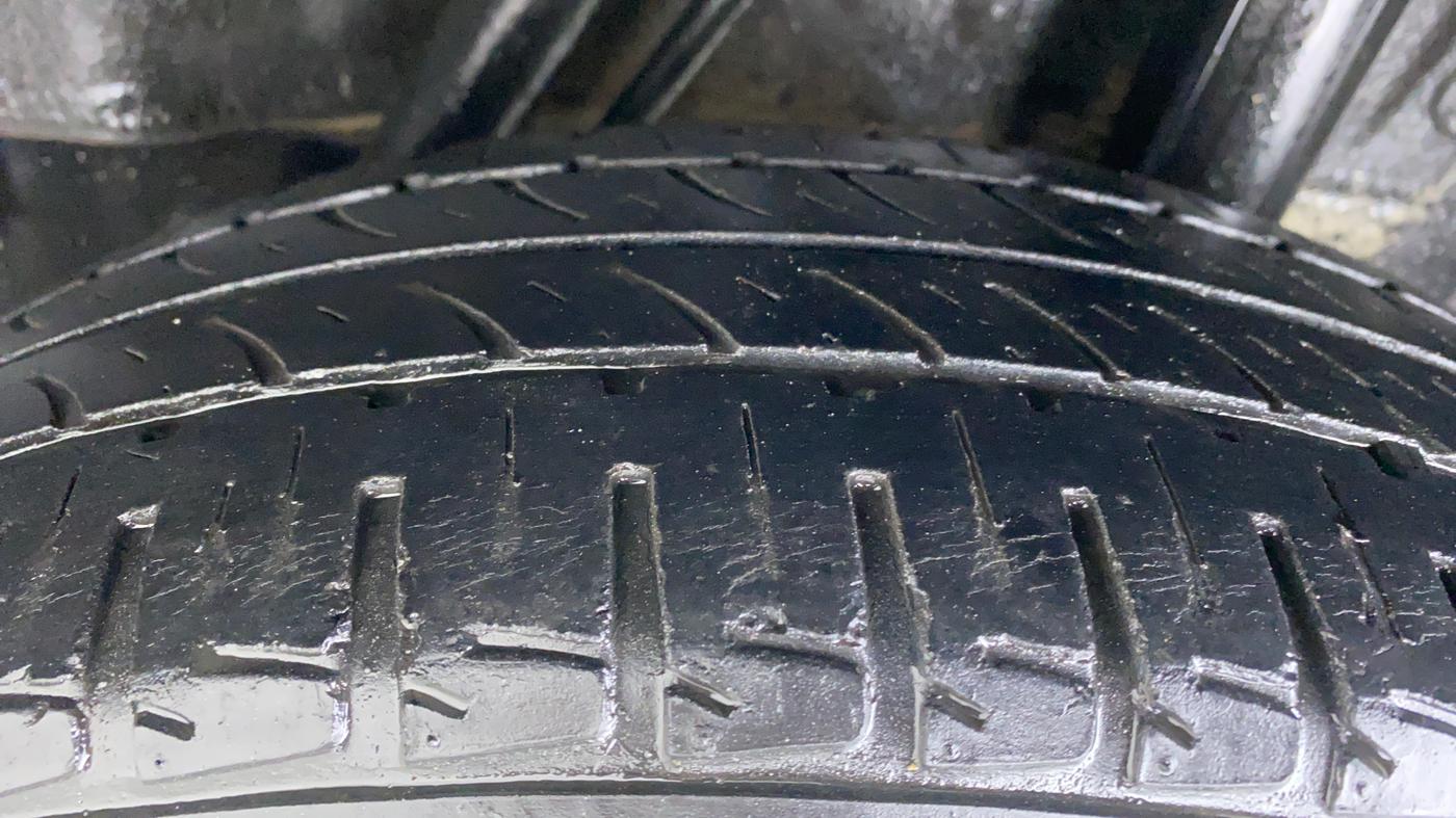 2017 Honda City V CVT, Petrol, Automatic, 48,289 km, Left Rear Tyre Tread