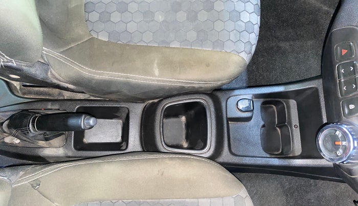 2017 Renault Kwid RXT 1.0 AMT, Petrol, Automatic, 53,753 km, Gear Lever